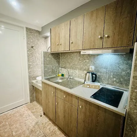 Peter's Place & Apart Otel