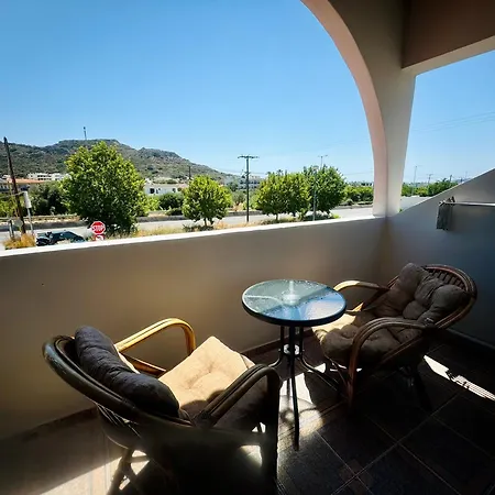 Apart Otel Peter's Place & Faliraki