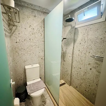 Peter's Place & Apart-hotel 4*