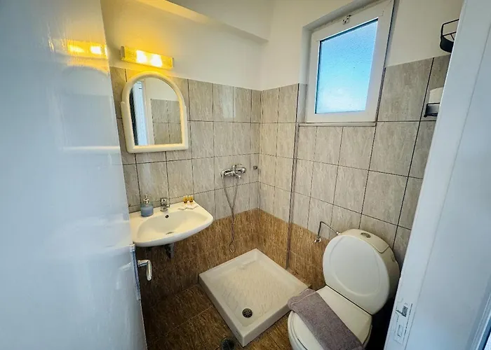 Peter's Place Studios&suites 4* Faliraki