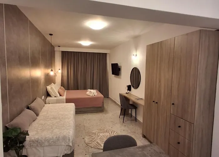 Peter's Place Studios&suites