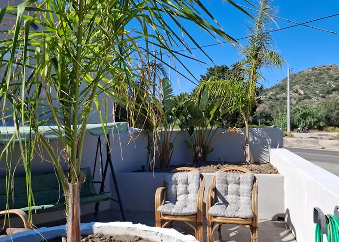 Apartahotel Peter's Place Studios&suites Faliraki