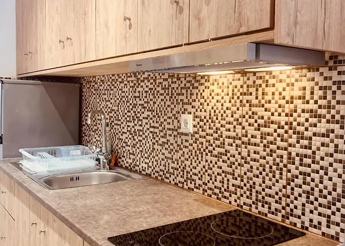 Peter's Place & 아파트호텔 팔리라키