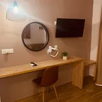 Peter's Place & Apartmanhotel Faliráki