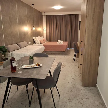 Апарт-отель Peter's Place & Фалираки