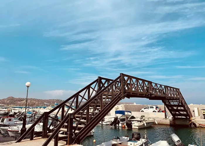 شقة فندقية Peter's Place & 4*