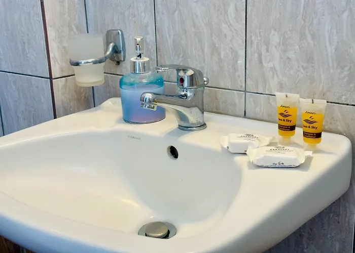 Peter's Place & شقة فندقية 4*